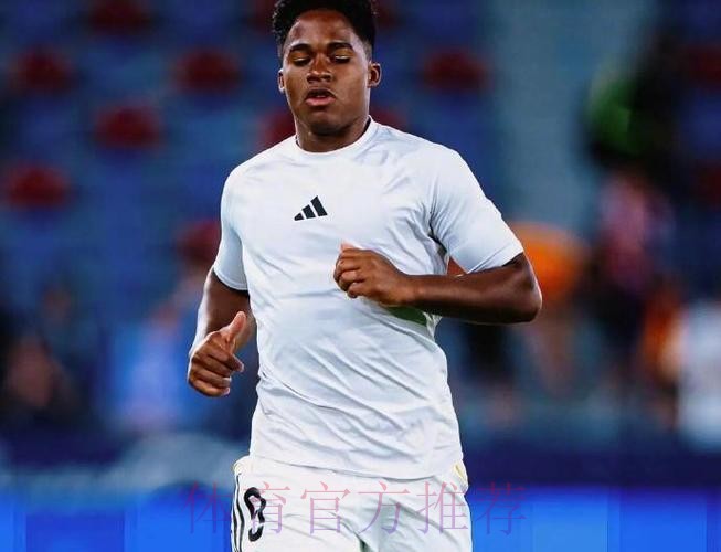 科贝:皇马正考虑将恩德里克外租 但球员希望留队 科贝:皇马正考虑将恩德里克外租 但球员希望留队